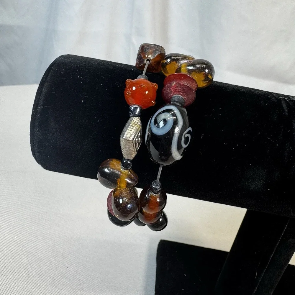 Memory Wrap Beaded Bracelet‎ - Black & Browns